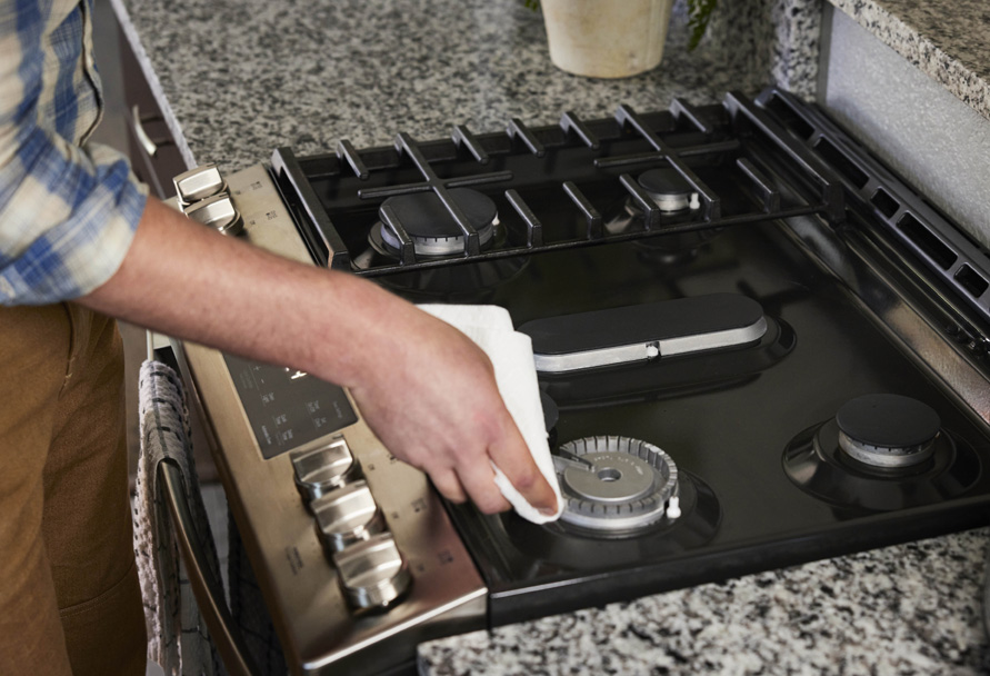 cleaning stovetop
